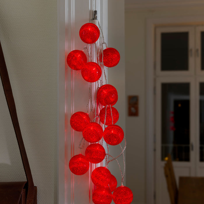 Konstsmide LED-Dekolichterkette, Baumwollkugeln, 6cm, Rot pic2 92599